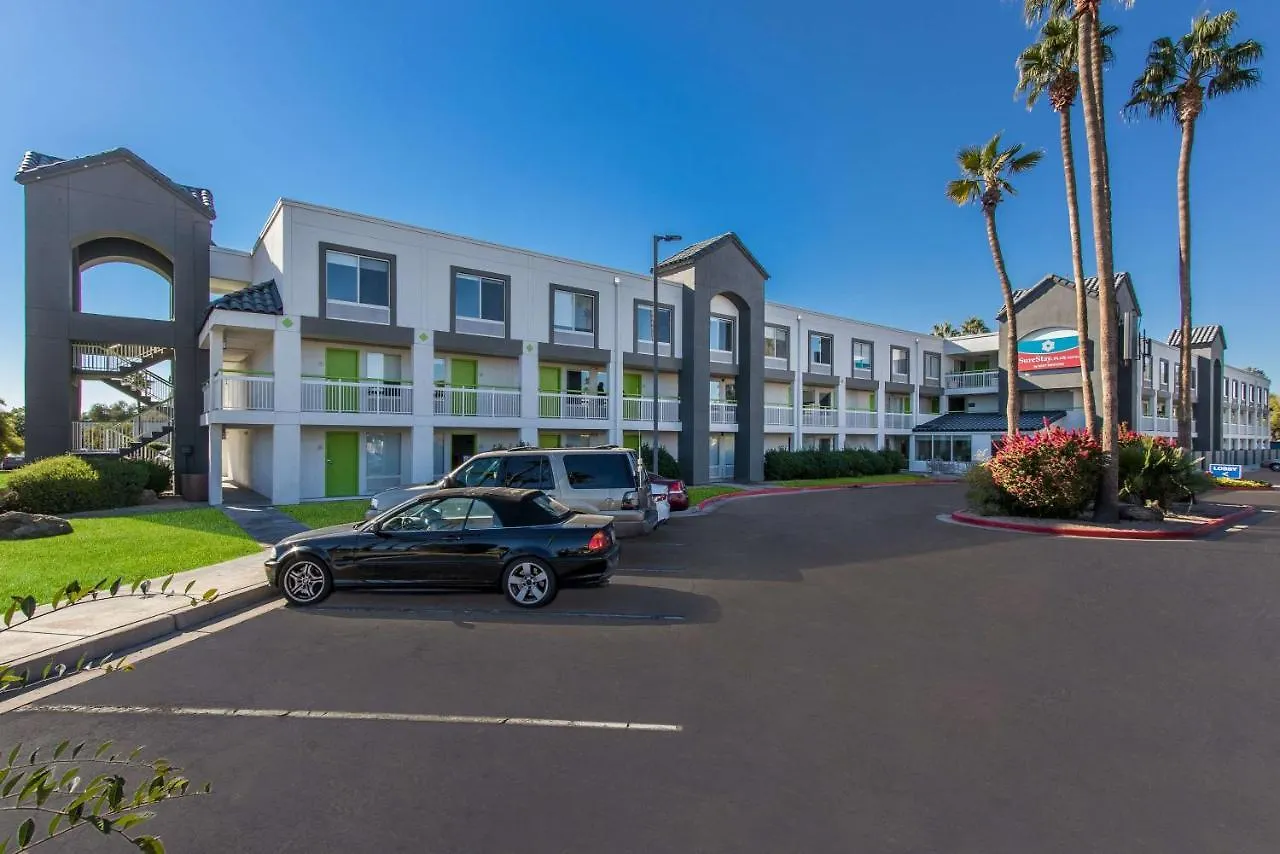 Hotel Revival Scottsdale Studios